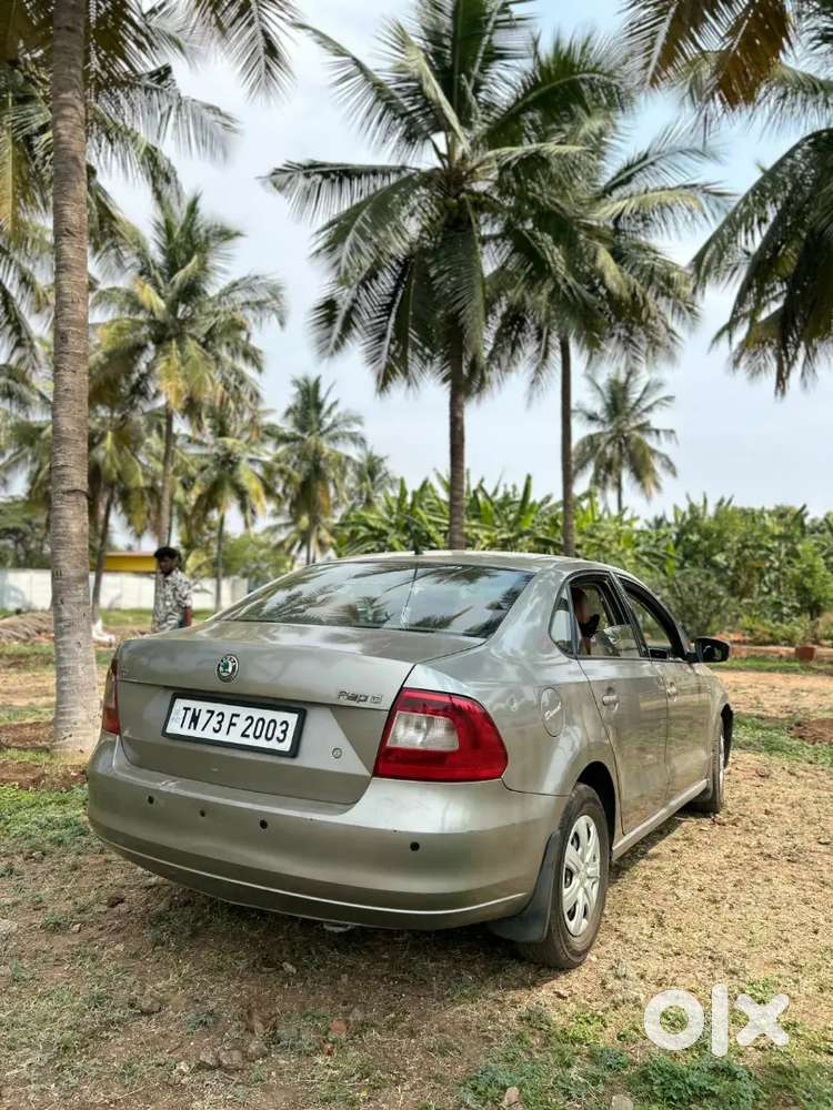 Skoda Rapid 2013 Diesel  Excellent Condition  Smooth Engine