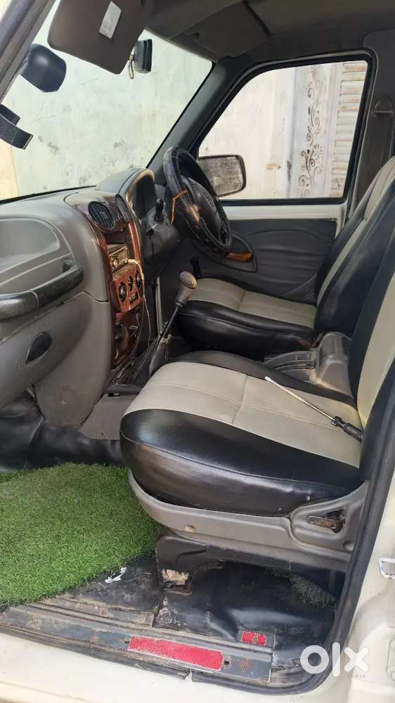 Mahindra Scorpio Classic 2011