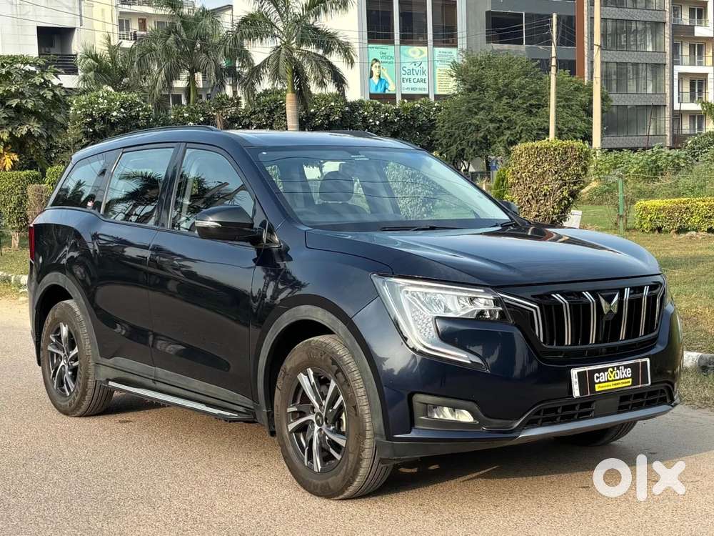 Mahindra Xuv700 2.0 Ax 5 Petrol At Str, 2023, Petrol