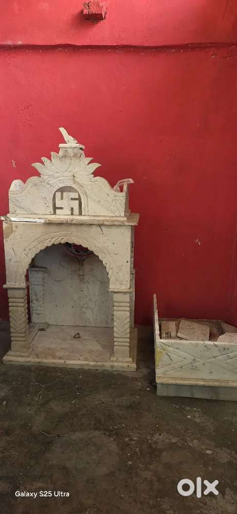 Pure Marble Hand-Carved Puja Mandir
