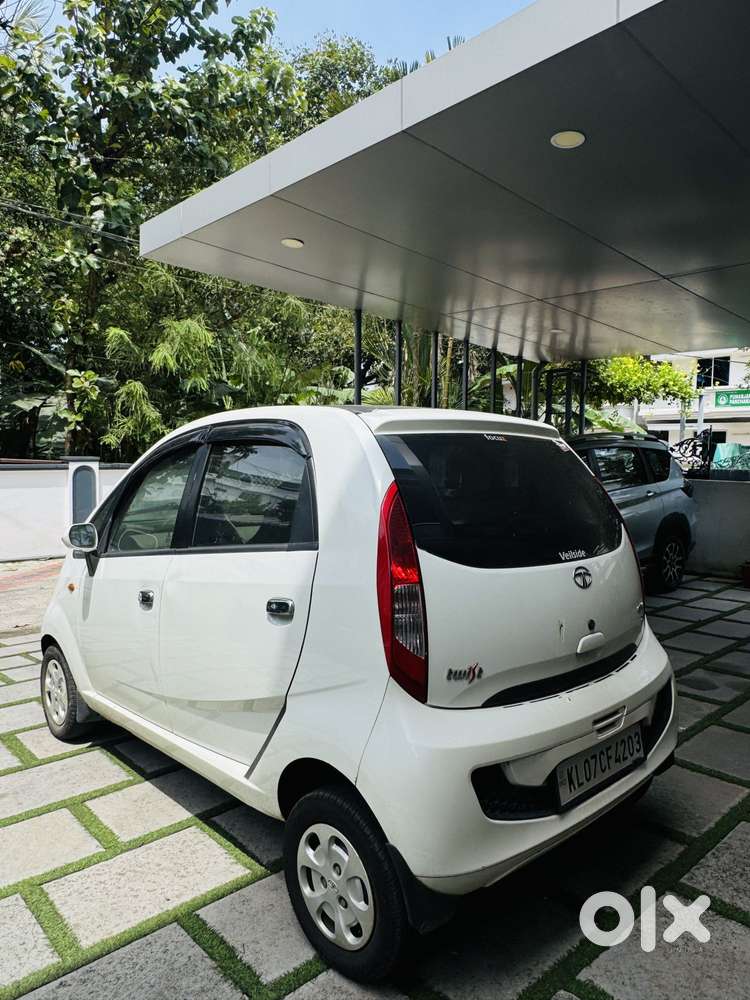 Tata Nano Xta, 2016, Petrol