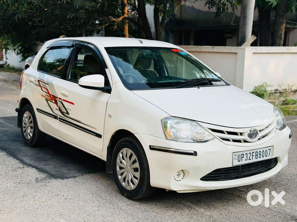Toyota Etios Liva G Exclusive, 2013, Petrol