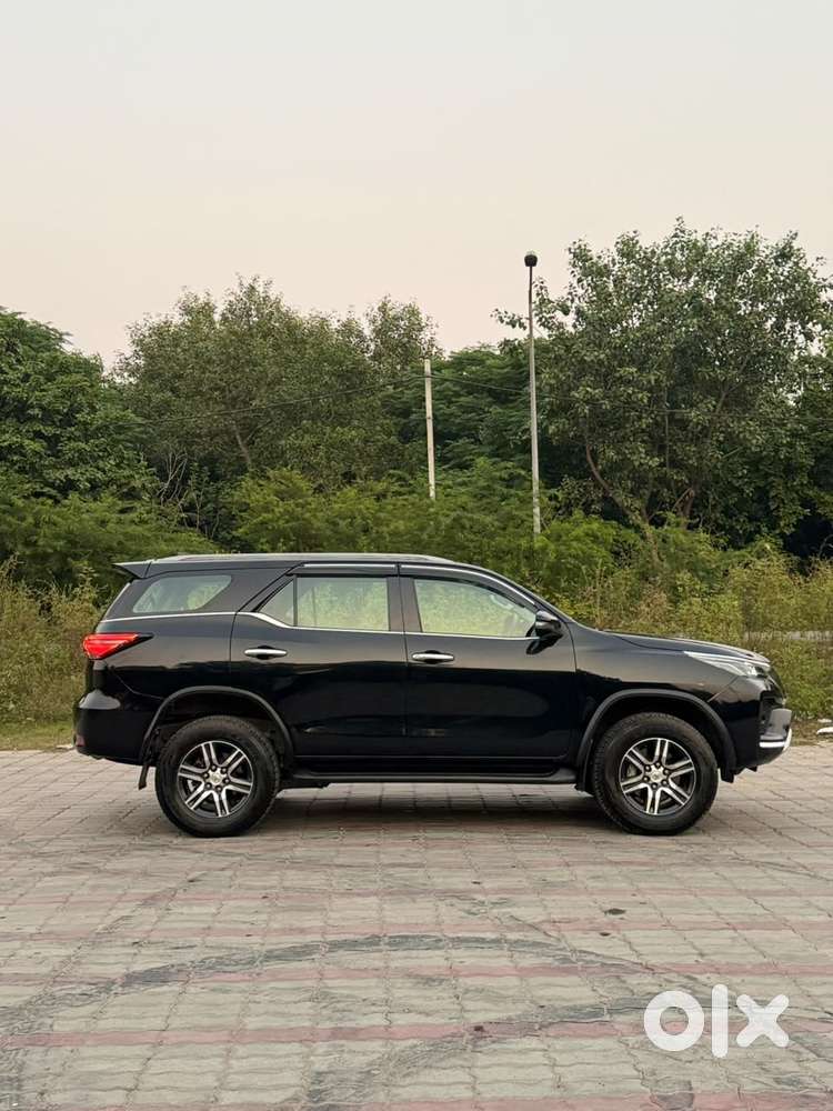 Toyota Fortuner 4x2 At 2.7 Petrol, 2026, Petrol