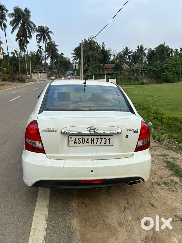 Hyundai Verna 2011 Petrol Well Maintained