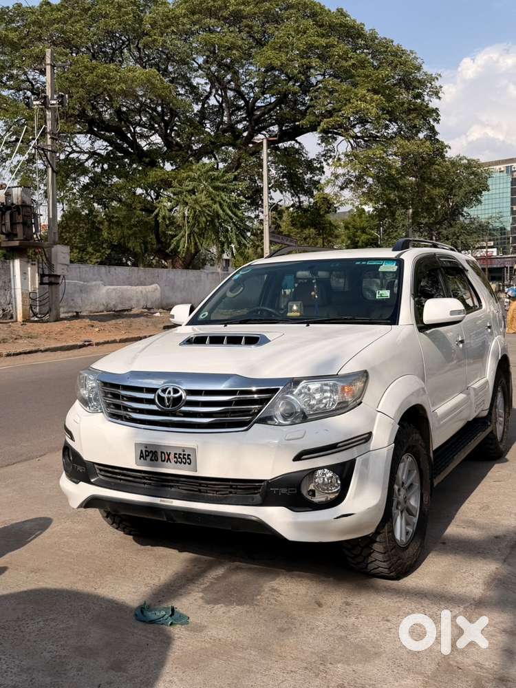 Toyota Fortuner Diesel 2014