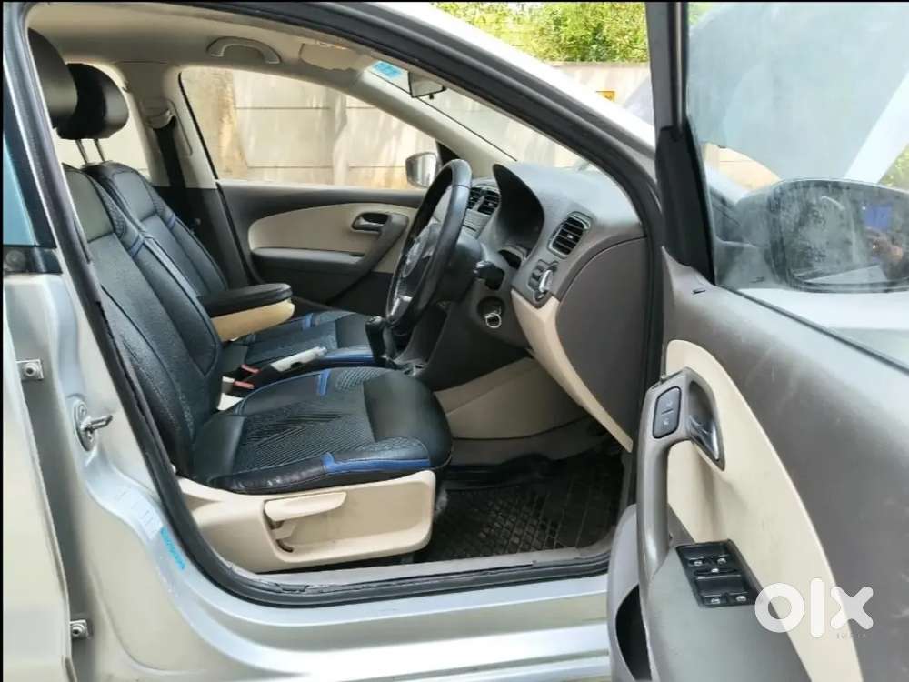Volkswagen Vento Highline 2011 Petrol
