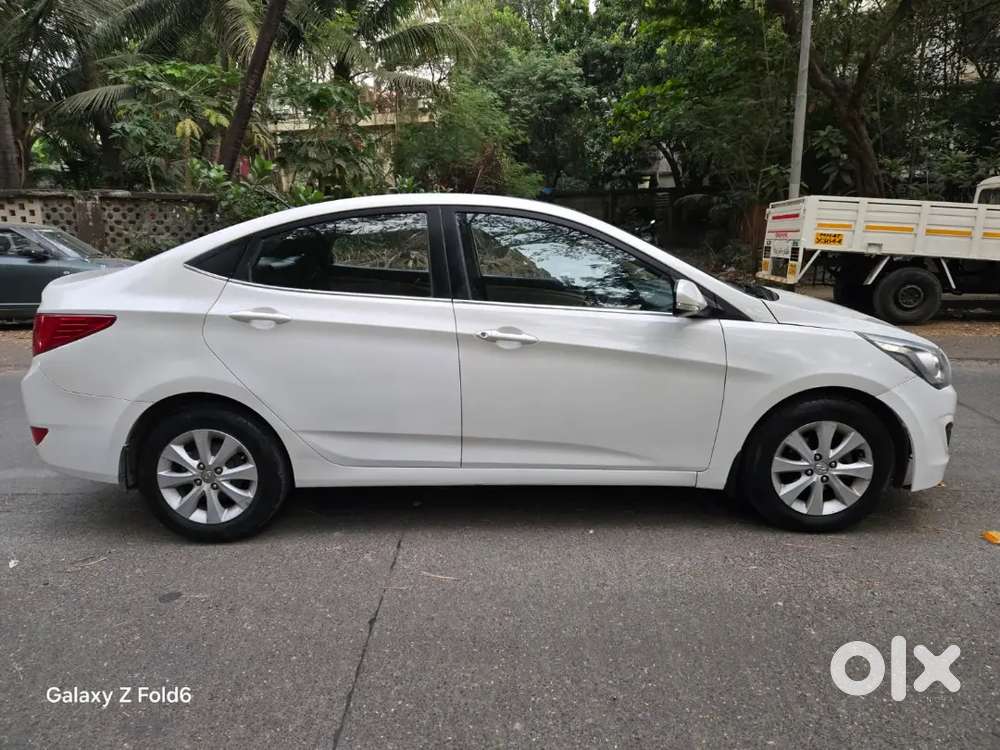 Verna1.6(automatic 2017) 60,000km