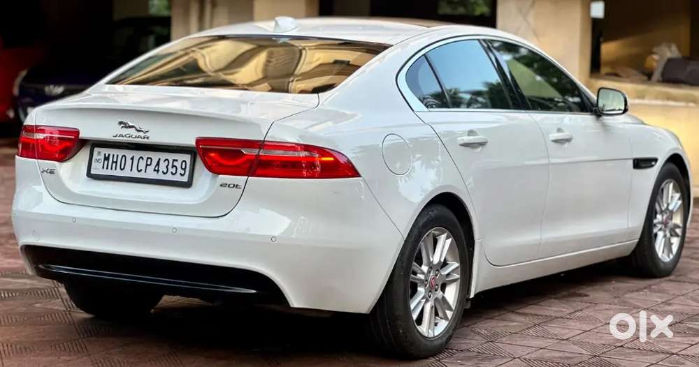 Jaguar Prestige Xe 2017 Year