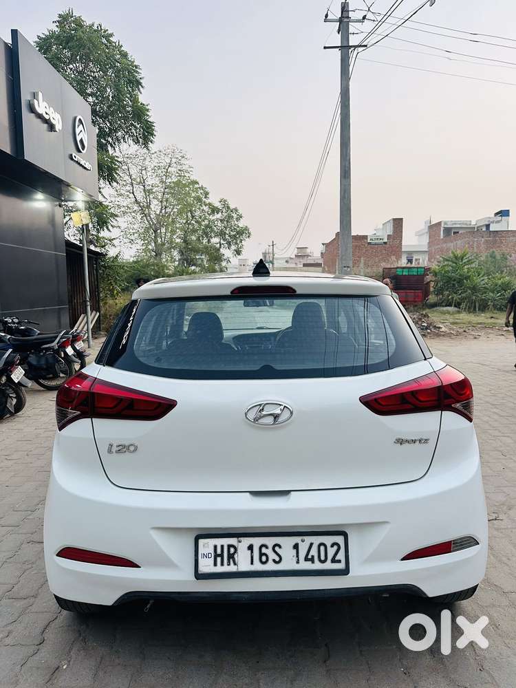 Hyundai I20 1.2 Sportz (o), 2017, Petrol