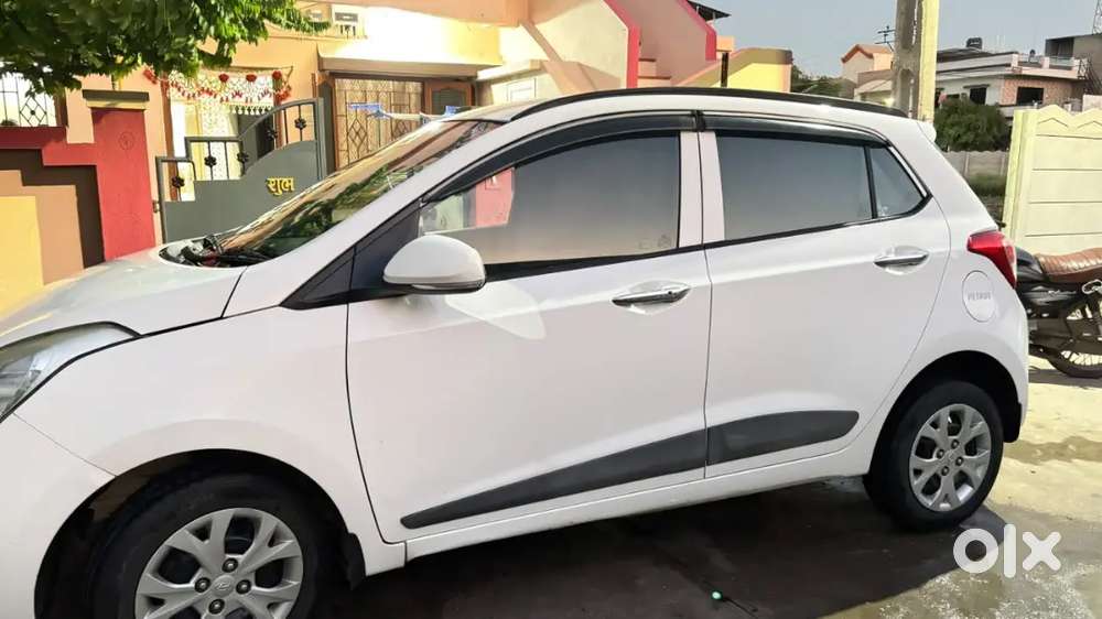 Hyundai Grand I10 Sportz 2014