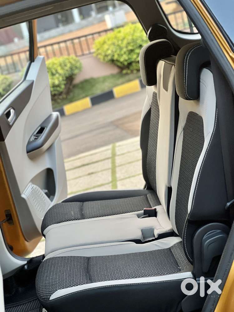 Renault Triber Rxz Easy-r Amt, 2021, Petrol