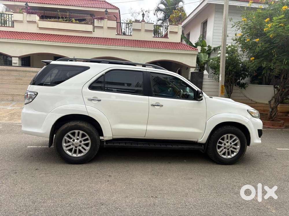 Toyota Fortuner 3.0 4x2 Mt, 2014, Diesel