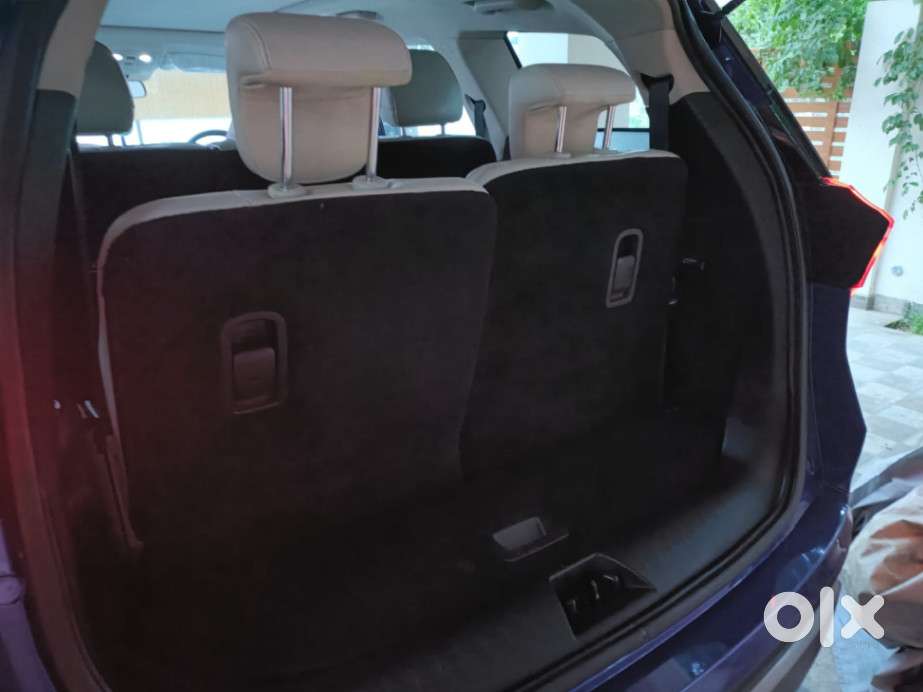 Mahindra Xuv700 2.0 Ax 7 Petrol At Str, 2021, Petrol