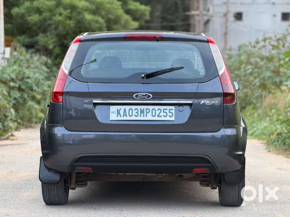 Ford Figo Petrol 2011