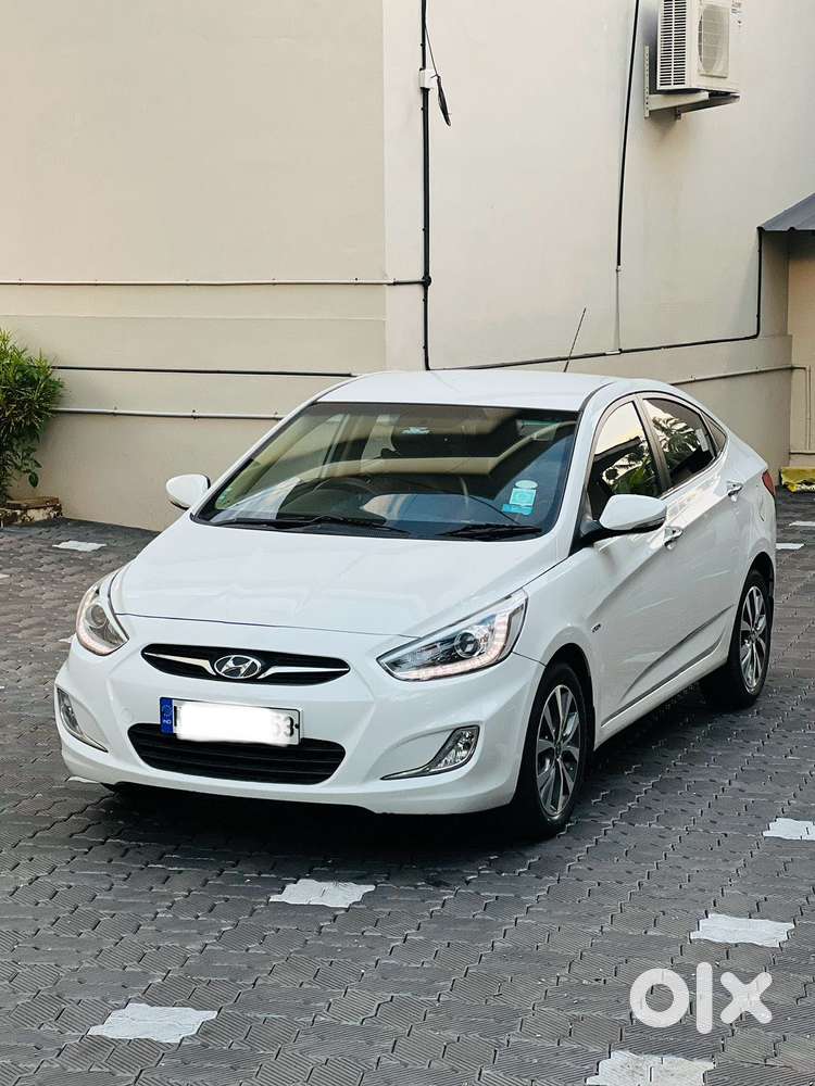Hyundai Verna 1.6 Sx (o) Crdi Anniversary Edition, 2014, Diesel
