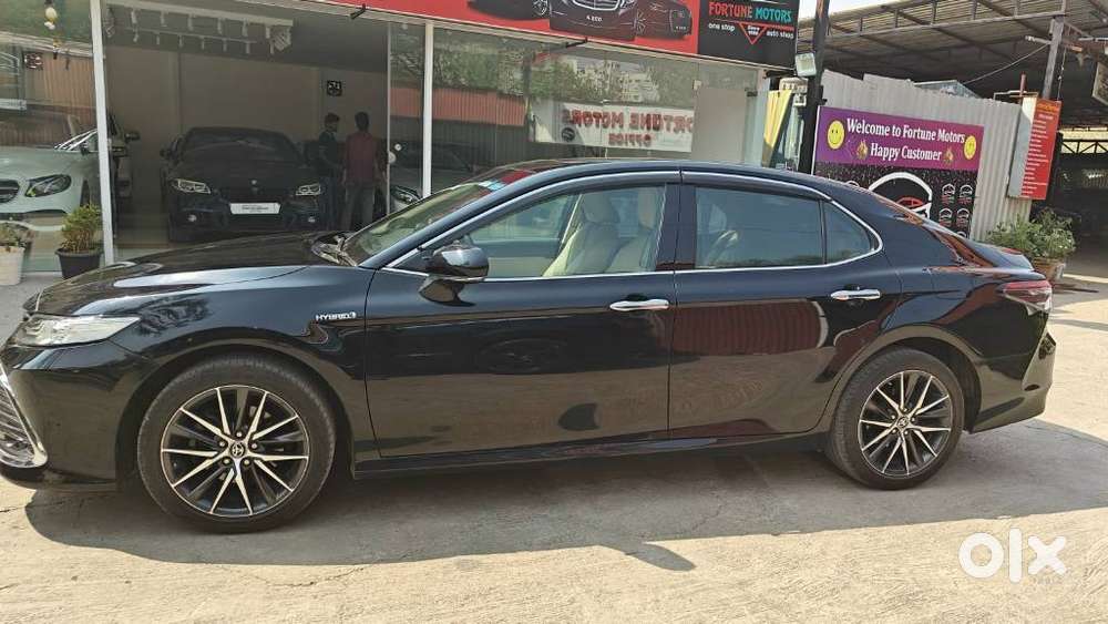 Toyota Camry [2019-ongoing] 2.5 Hybrid, 2023, Petrol