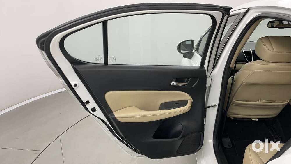 Honda City 1.5 Zx Cvt I-vtec, 2022, Petrol