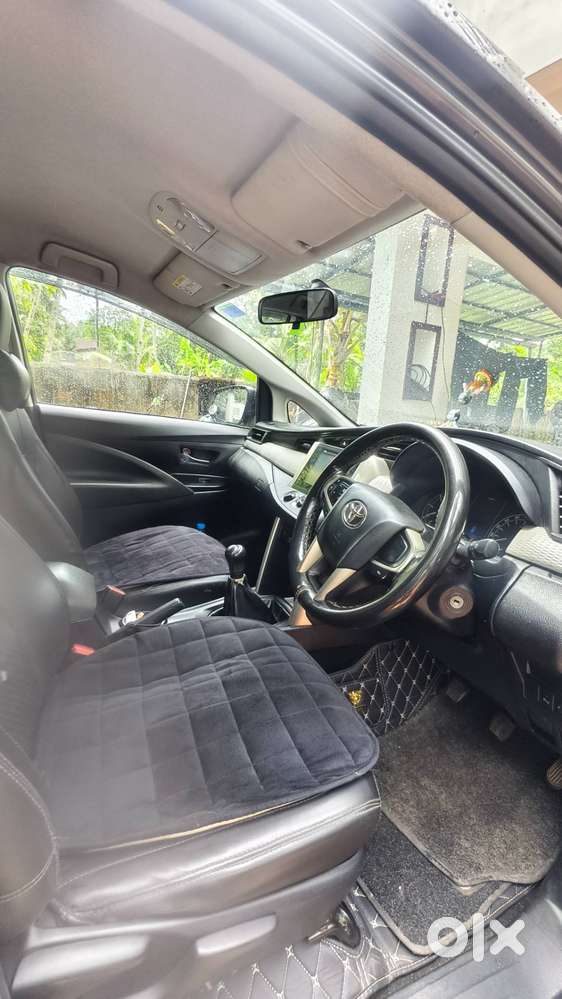 Toyota Innova Crysta 2.4 G 2019