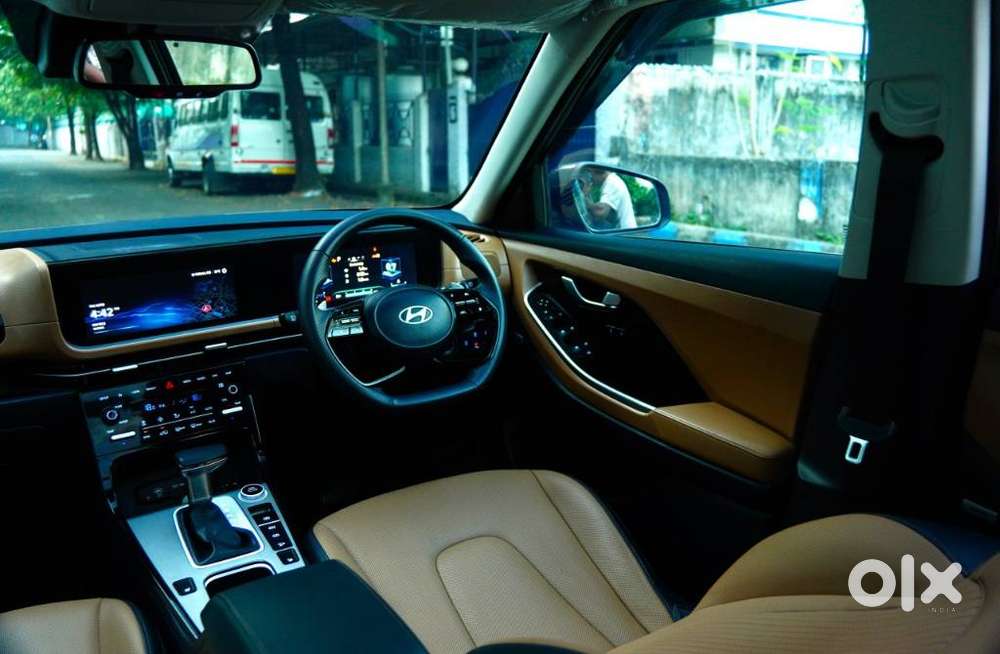 Hyundai Alcazar Signature 1.5 Petrol Dct 7str, 2024, Petrol