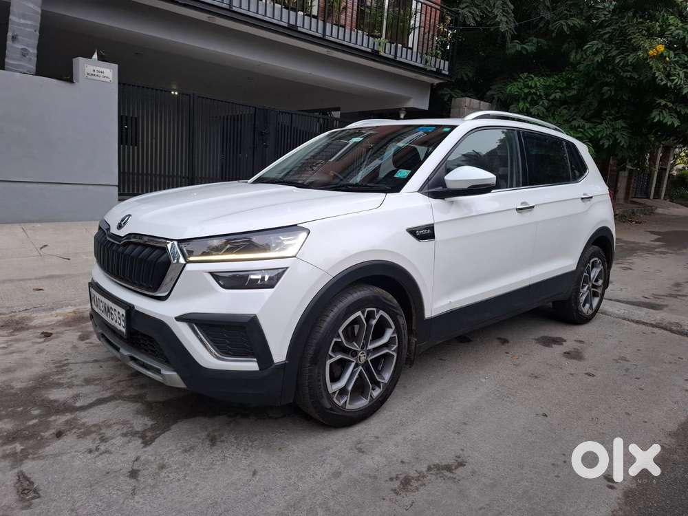 Skoda Kushaq 1.0 Tsi Style At (6 Airbags), 2022, Petrol
