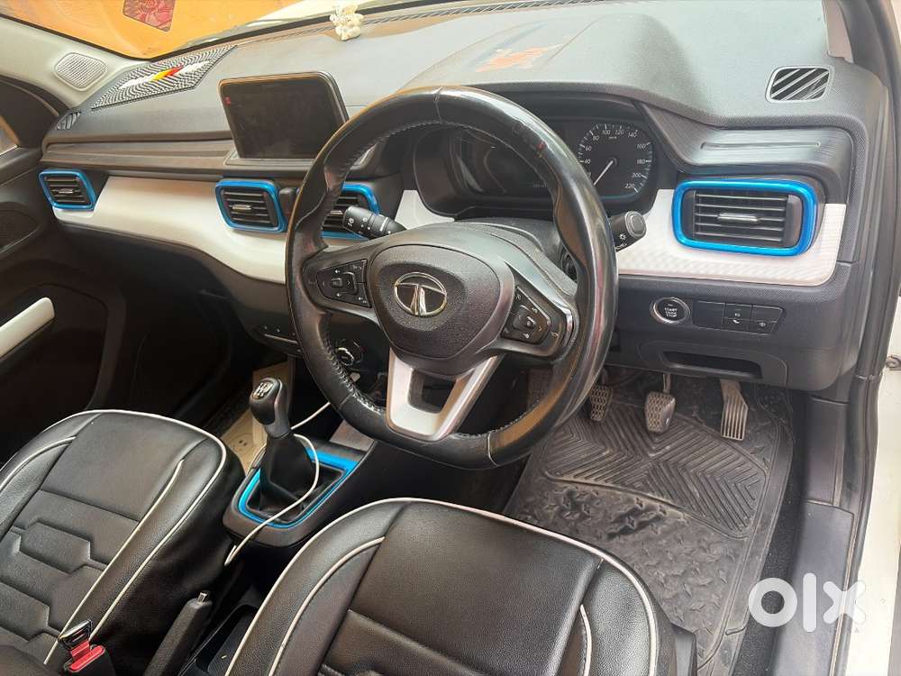 Tata Punch Creative Dual Tone, 2022, Mt, Petrol