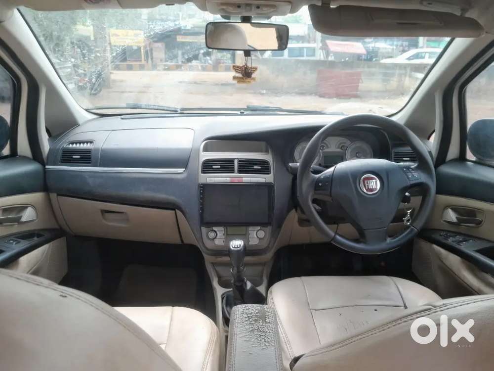 Fiat Linea 2010 1.4 T-jet Plus Emotion