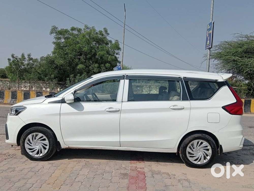 Maruti Suzuki Ertiga Vxi (o) Cng, 2024, Petrol