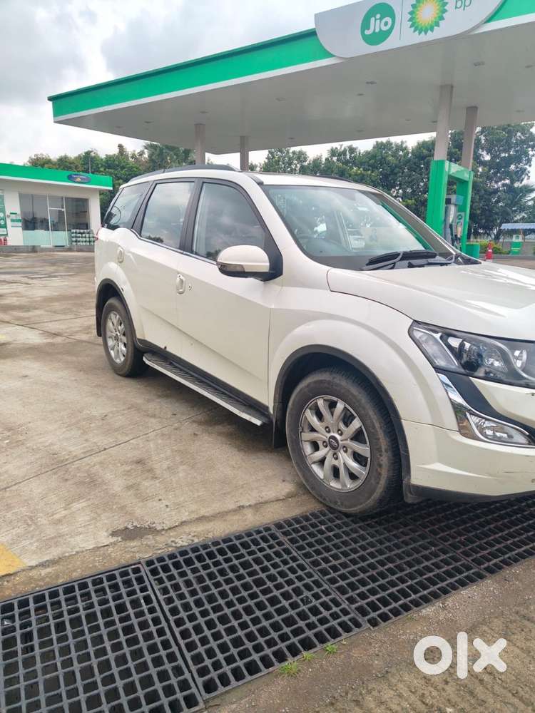 Xuv 500 , Model - R Fwd W10