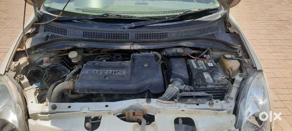 Maruti Suzuki Swift Dzire Vdi Bsiv, 2010, Diesel