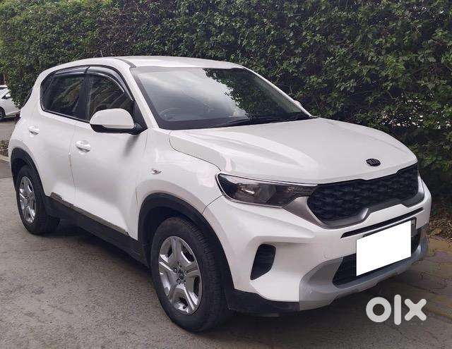 Kia Sonet 2023 Petrol 9500 Km Driven