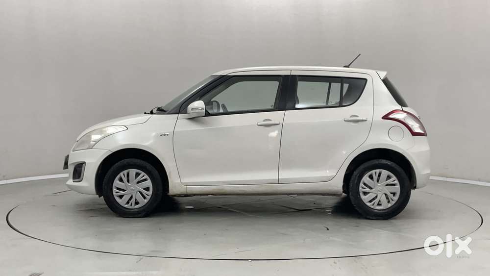 Maruti Suzuki Swift Vvt Vxi, 2016, Petrol