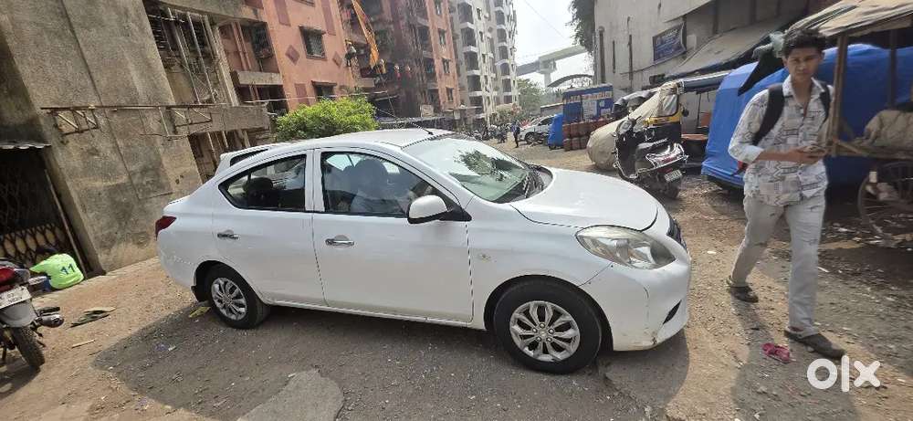 Nissan Sunny (2012) Petrol – Spacious Family Sedan