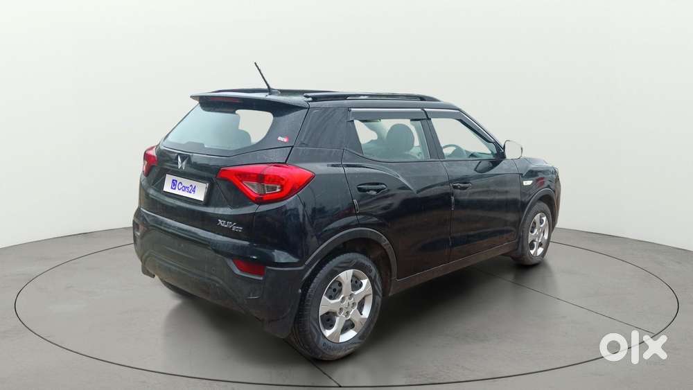 Mahindra Xuv300 W6, 2023, Petrol
