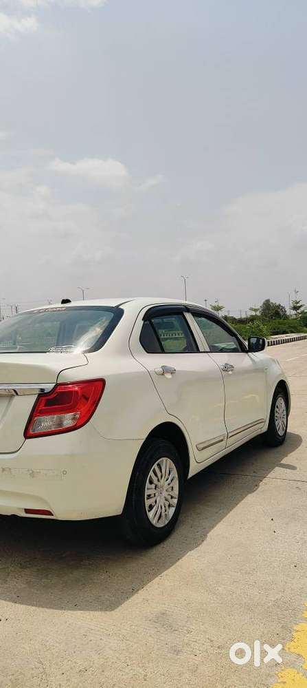 Maruti Suzuki Dzire 1.2 Vxi, 2021, Petrol