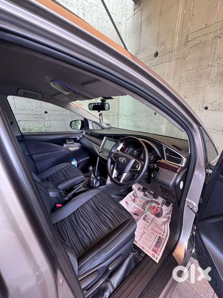 Toyota Innova Crysta 2019