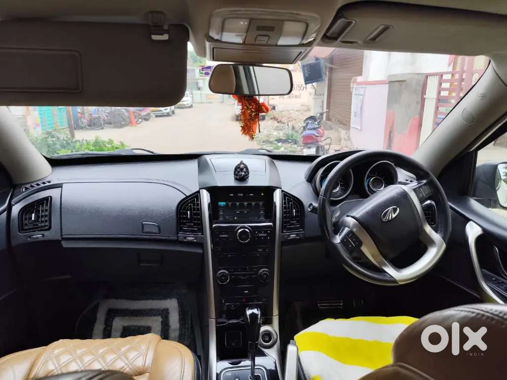 Mahindra Xuv500 2018 Diesel 140000 Km Driven