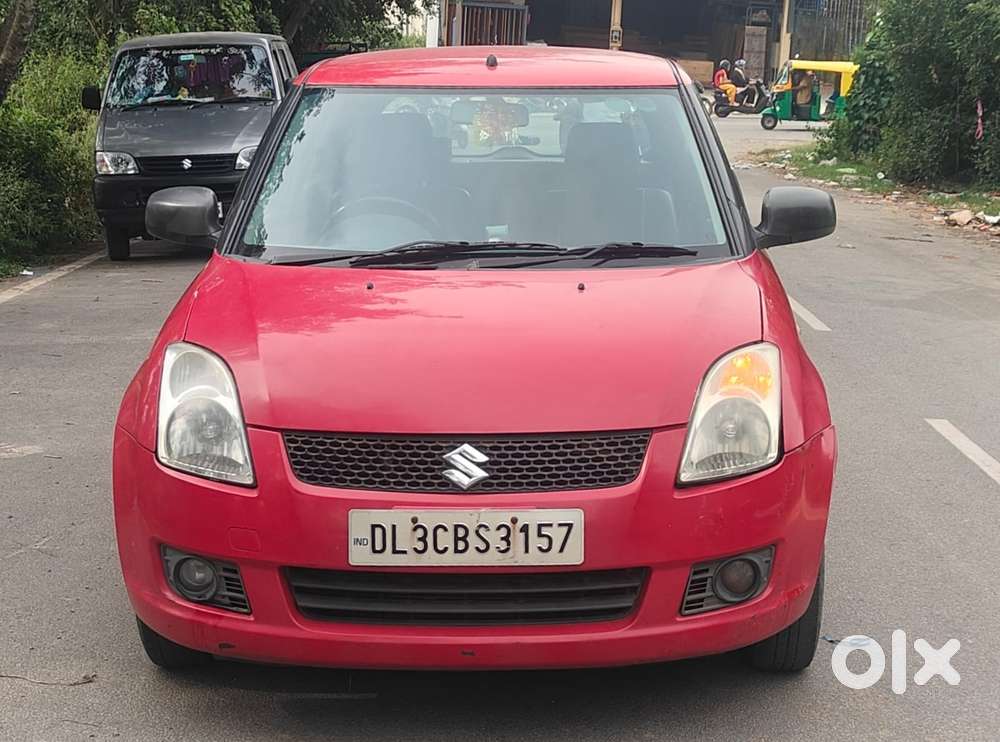 Maruti Suzuki Swift Vxi Bsiv, 2011, Petrol