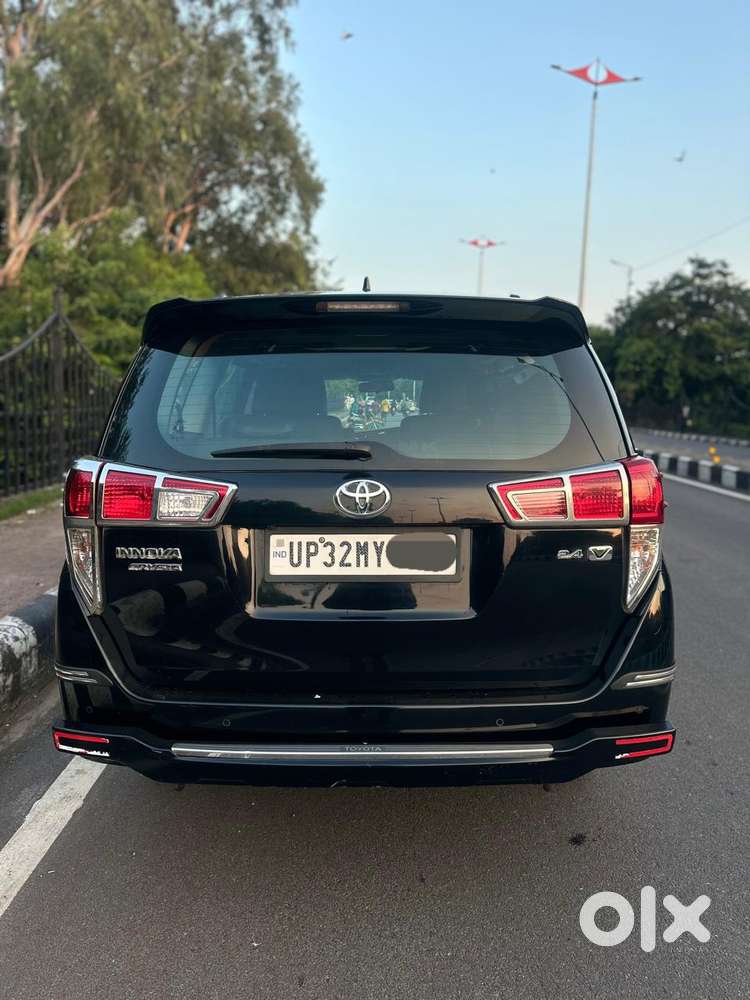 Toyota Innova Crysta 2.4 V 7 Str, 2022, Diesel