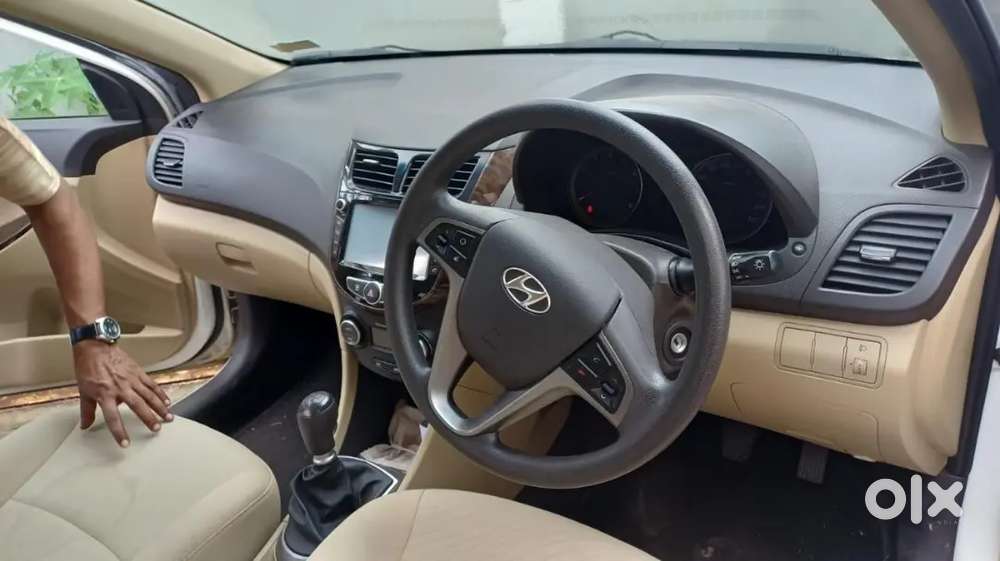 Hyundai Verna 2016 Petrol 26100 Km Driven