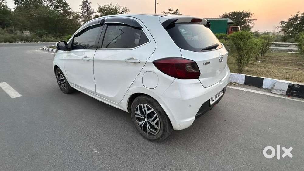 Tata Car Hybrid 2017