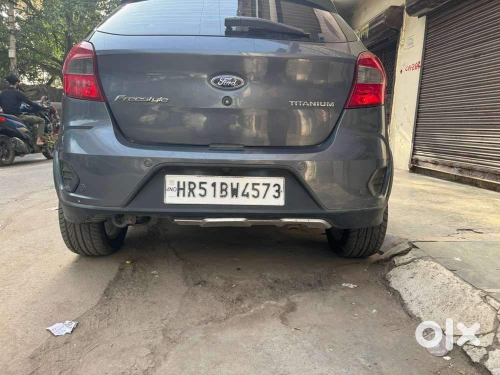 Ford Freestyle Petrol 2019