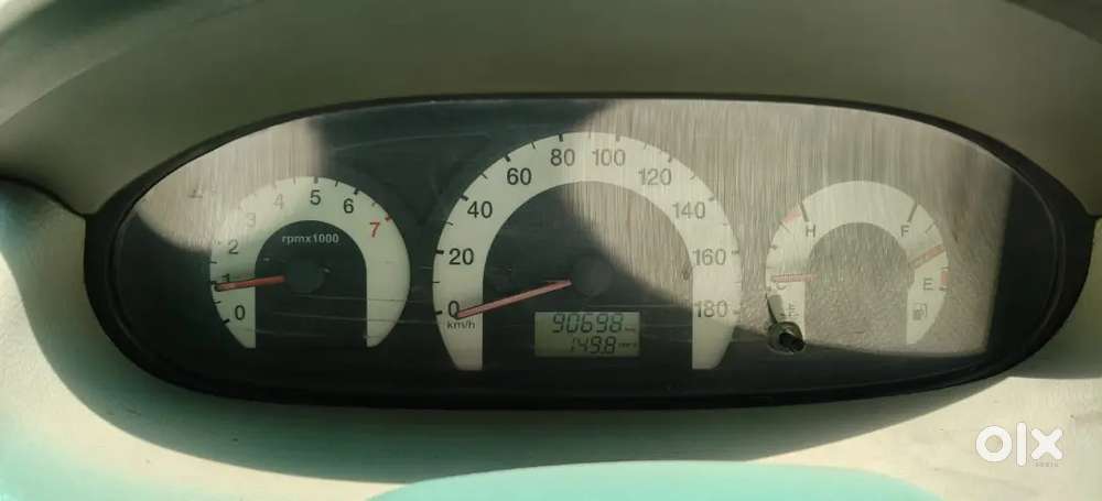 Mahindra Quanto 2013 Diesel 90698 Km Driven