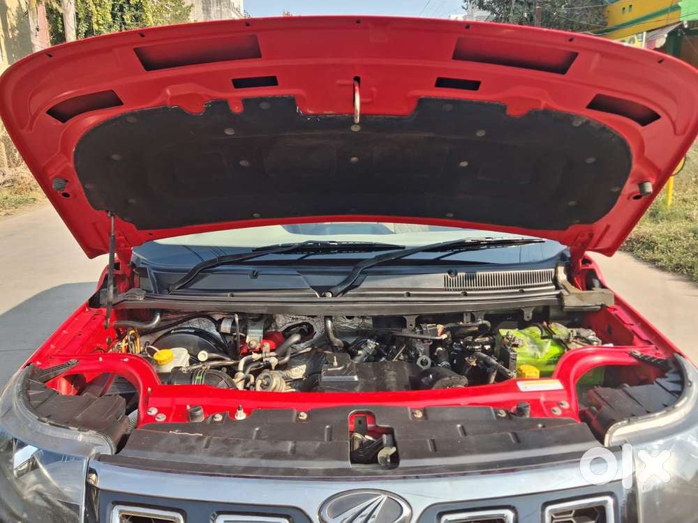 Mahindra Tuv 300 T10, 2019, Diesel