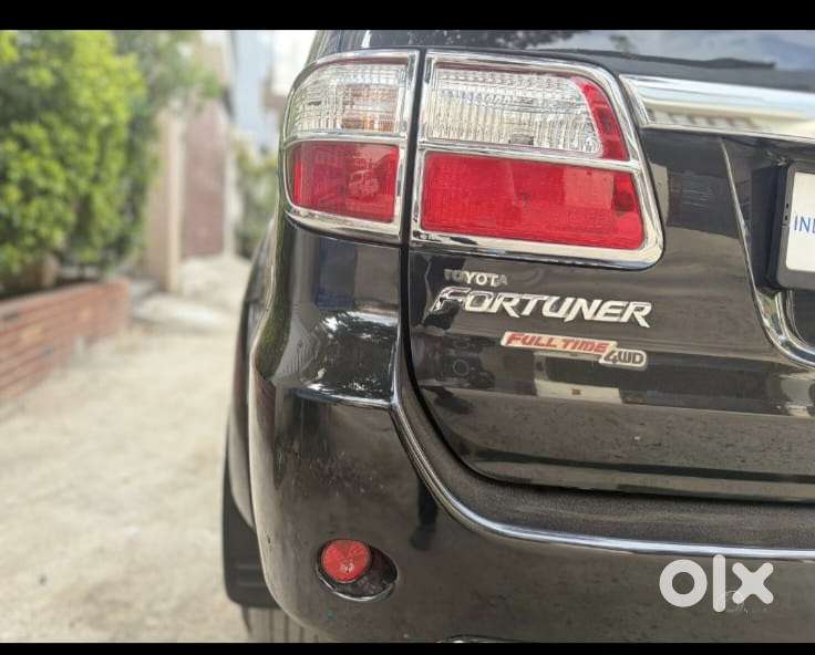 Toyota Fortuner 3.0 4x4 Manual, 2011, Diesel