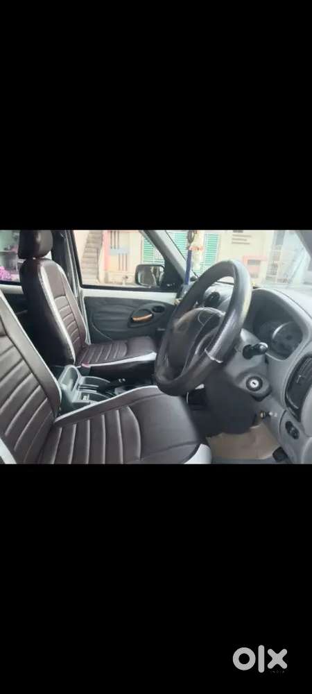 Mahindra Scorpio Automatic 2014