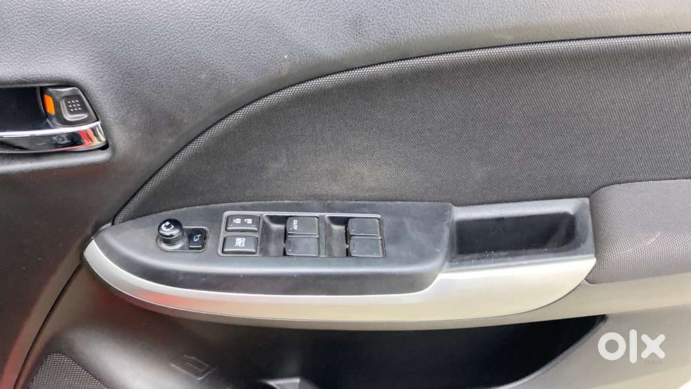 Maruti Suzuki Baleno 1.2 Cvt Zeta, 2017, Petrol