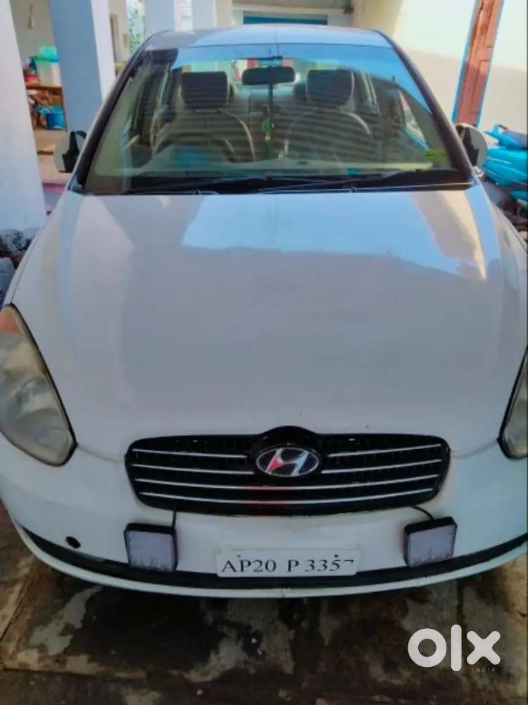 Urgent Sale: Hyundai Verna Crdi (diesel) - Price Negotiable