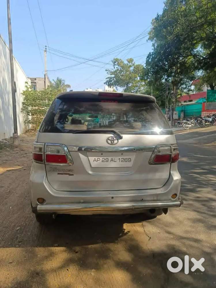 Toyota Fortuner 2010 4x4 Diesel Manual