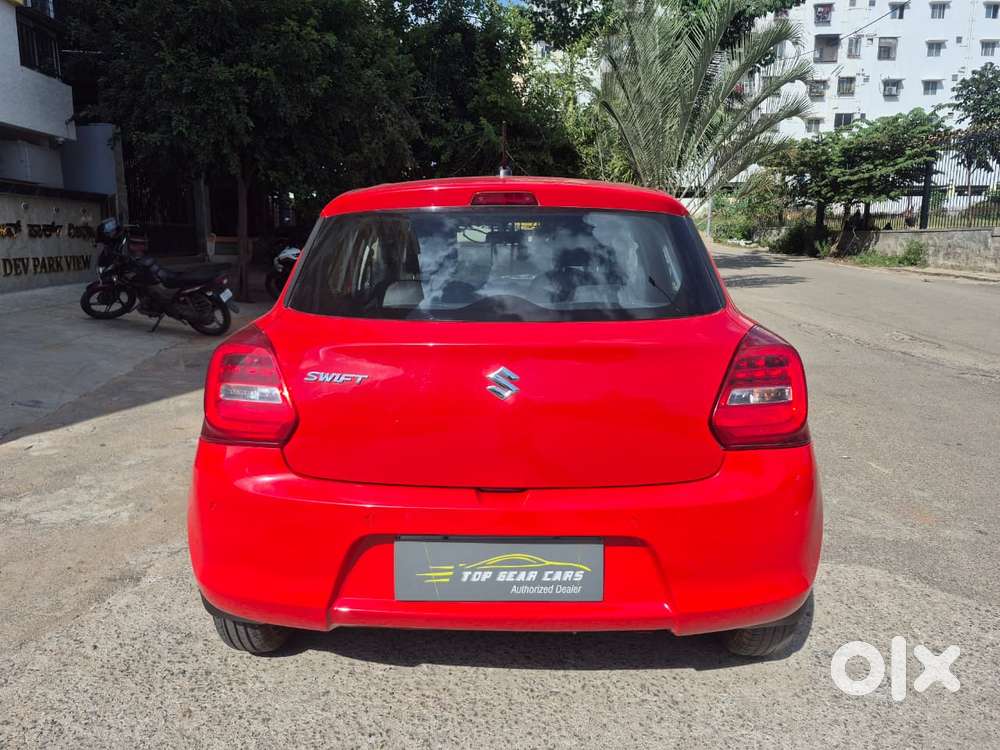 Maruti Suzuki Swift Vxi + Manual, 2022, Petrol