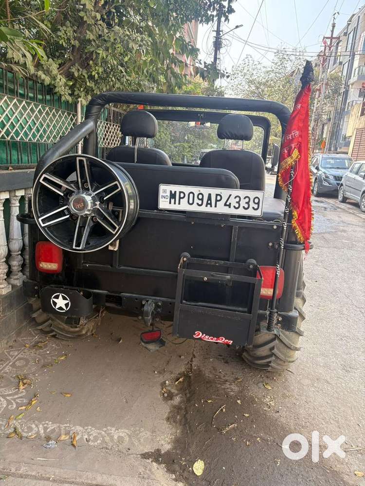 Mahindra Modified Off-road Jeep